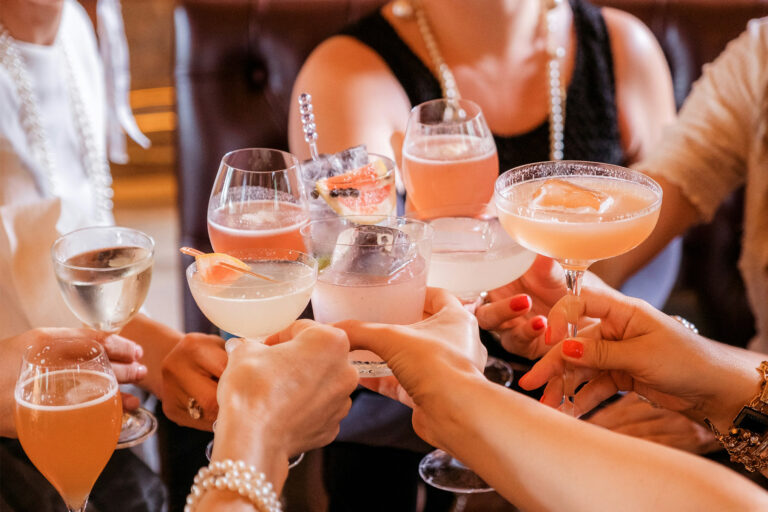 7 Creative ideas for your bachelorette celebration - Refinelife